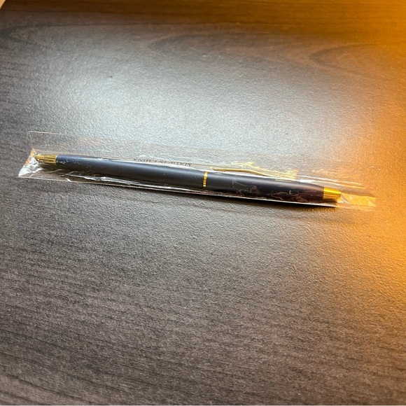 Club 33 Disneyland Retired Employee Fountain Pen - Picture 7 of 8